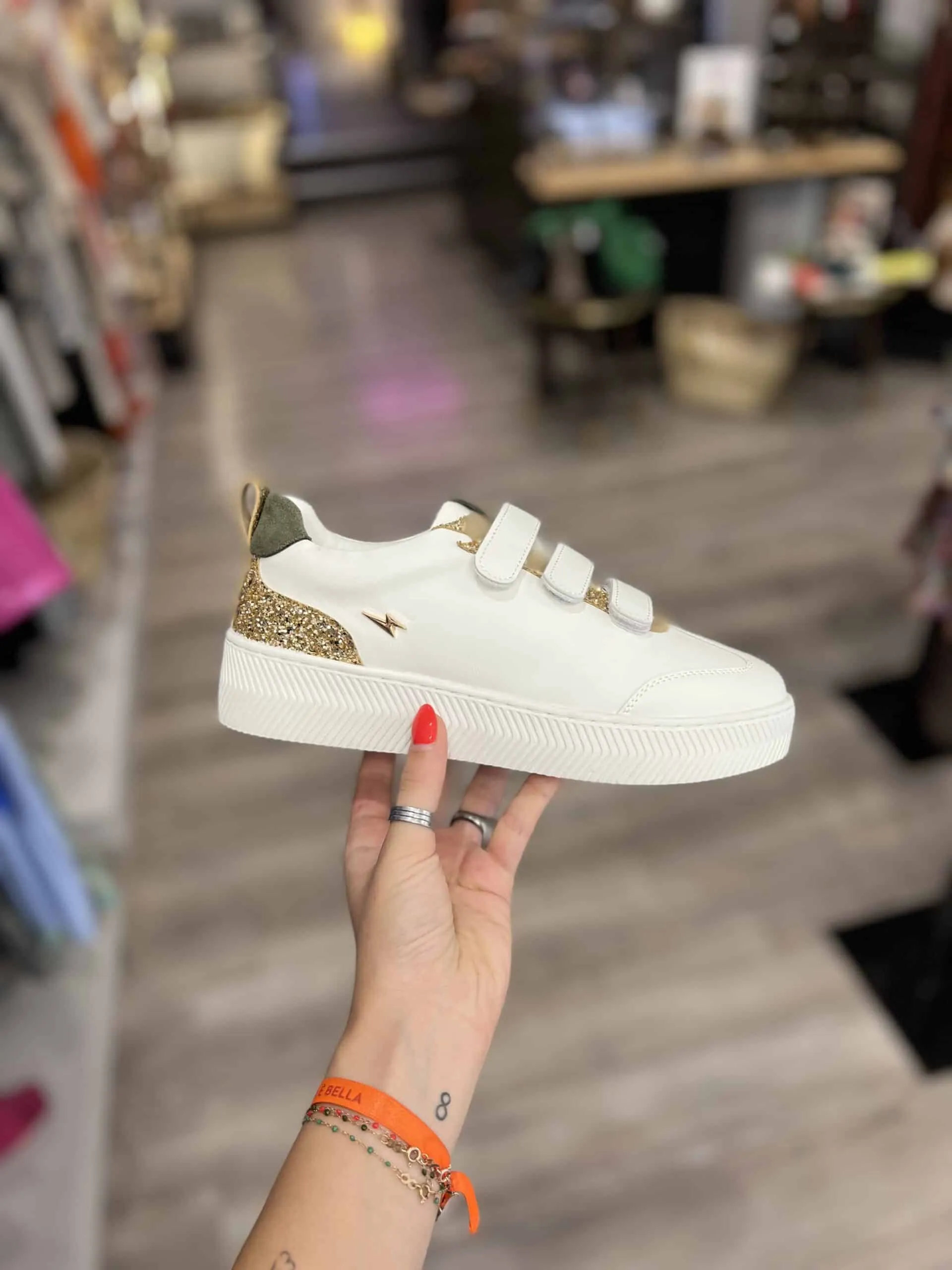 Baskets Éline dorée | Concept Store En Ligne | Jade & Lisa