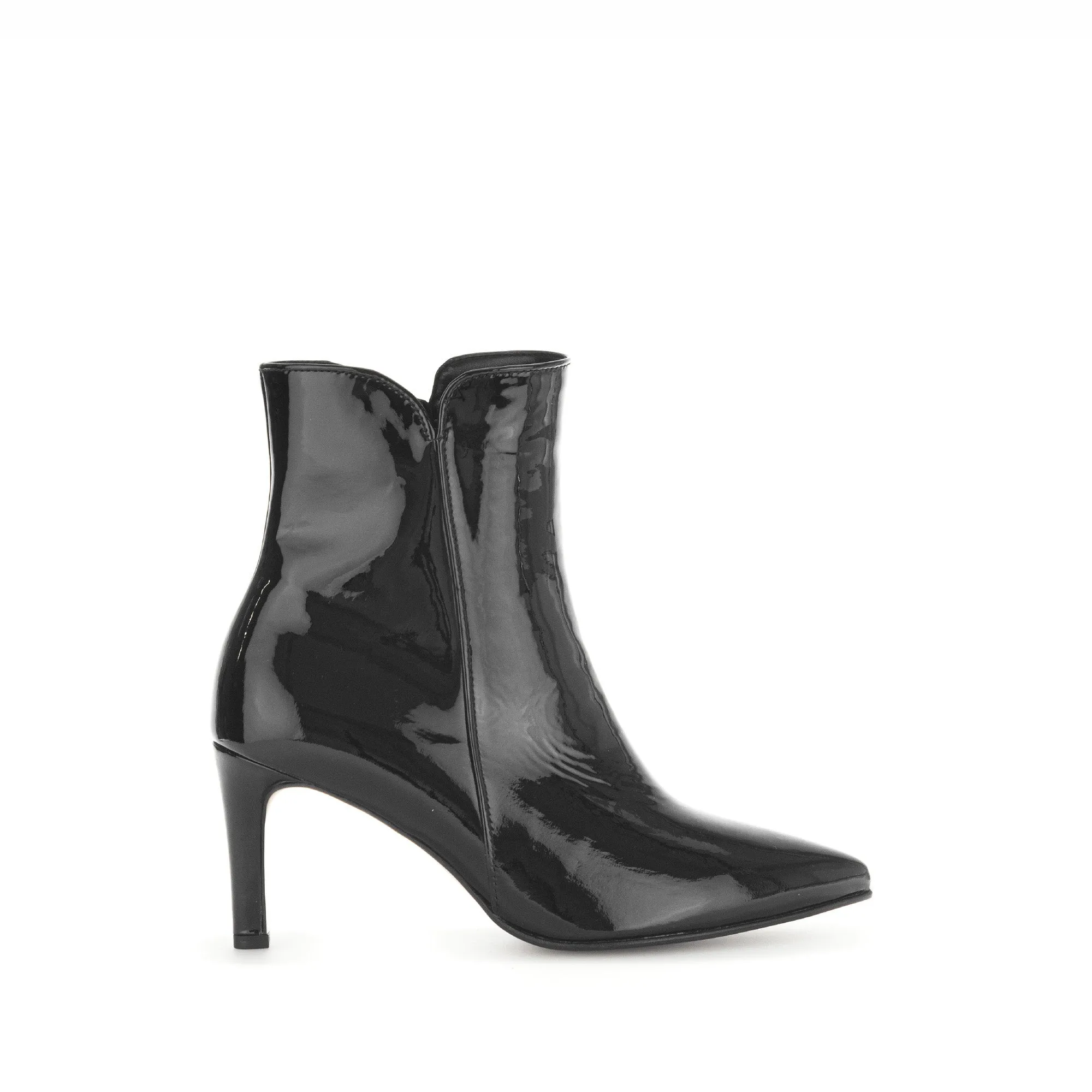 Bottines noires vernies