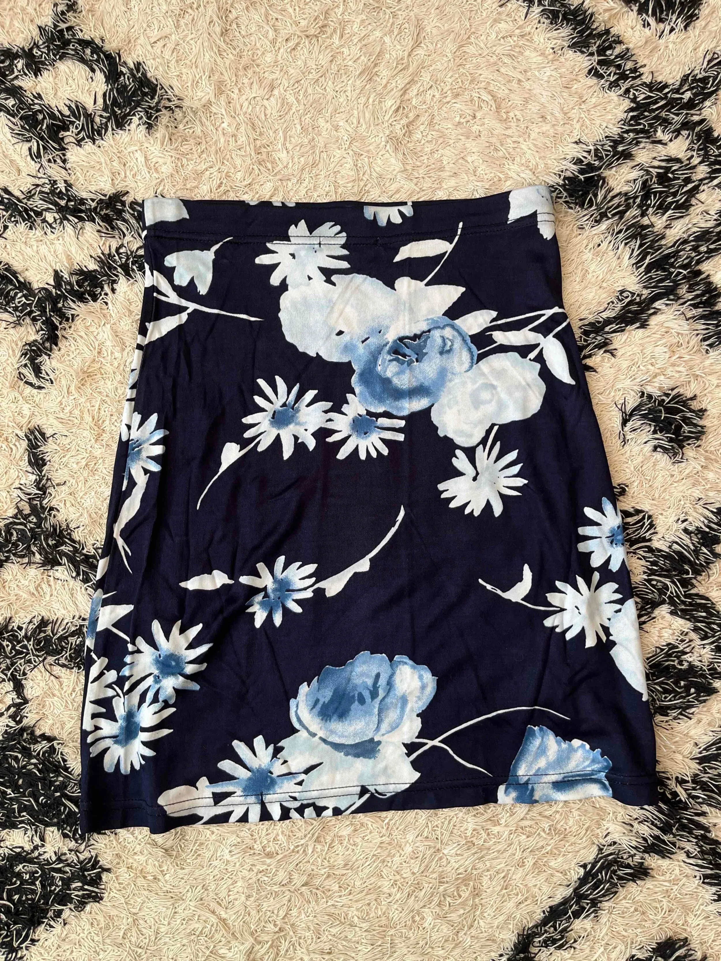 Mini jupe à fleurs