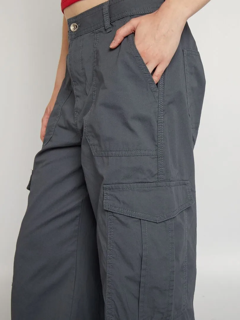 Pantalon large avec poches à rabats - Gris