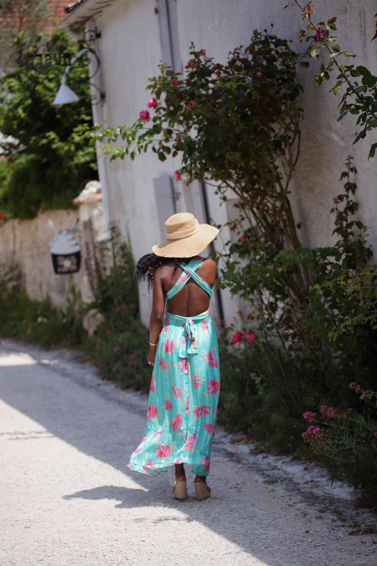 Robe Longue Dos Nu, Col V - Imprimé aux Tons Verts Brésil