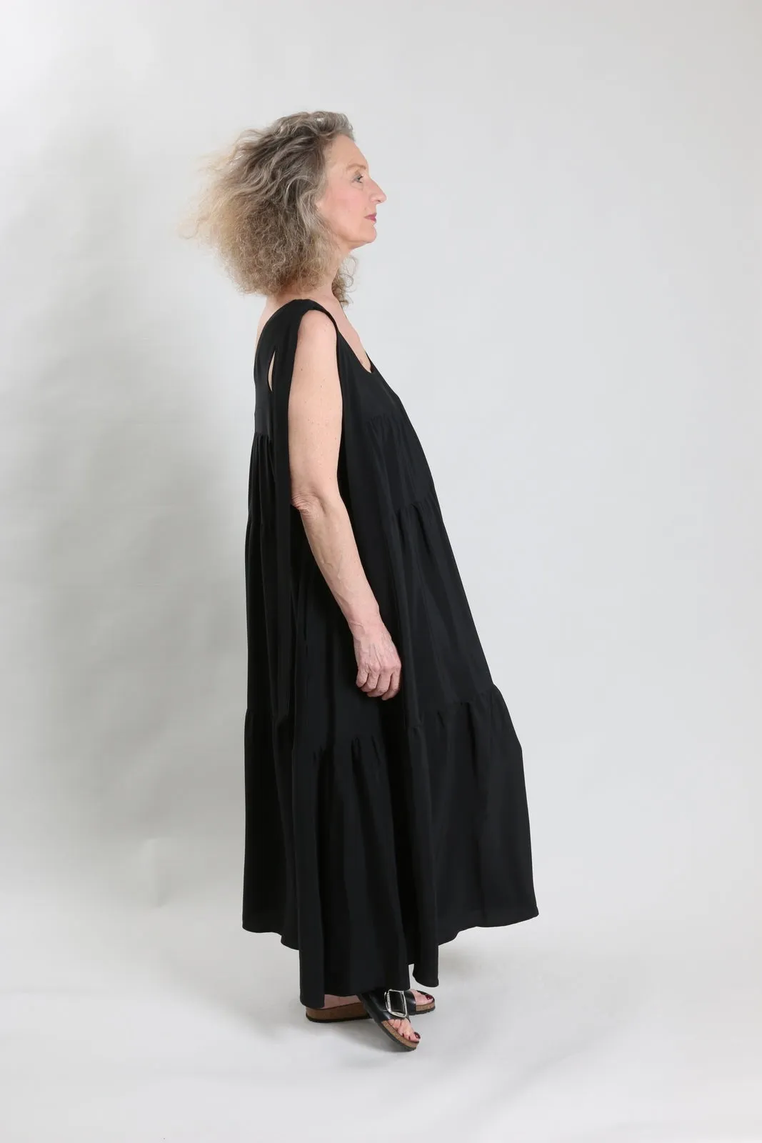 Robe à volants en soie