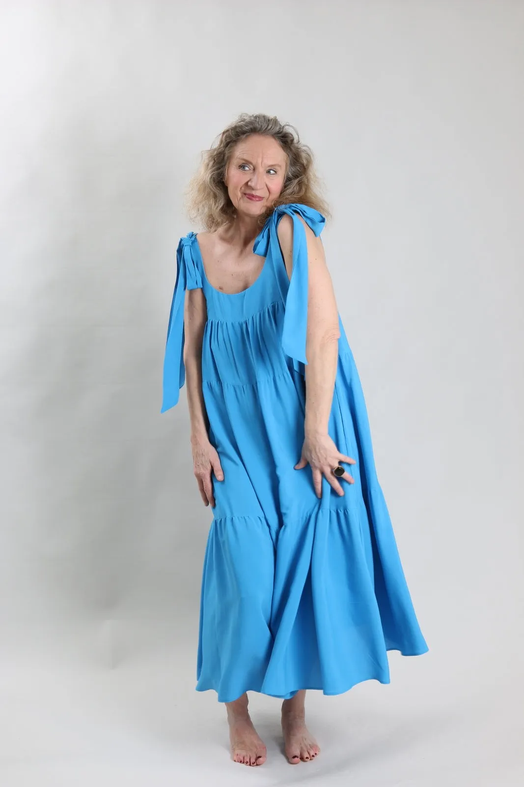 Robe à volants en soie