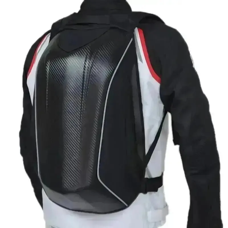 Sac à dos étanche moto en fibre de carbone | MIK4